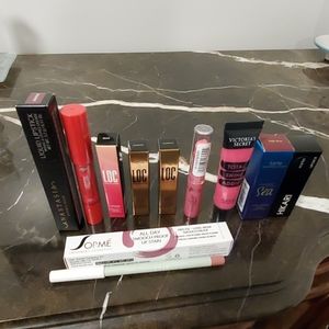 Makeup bundle